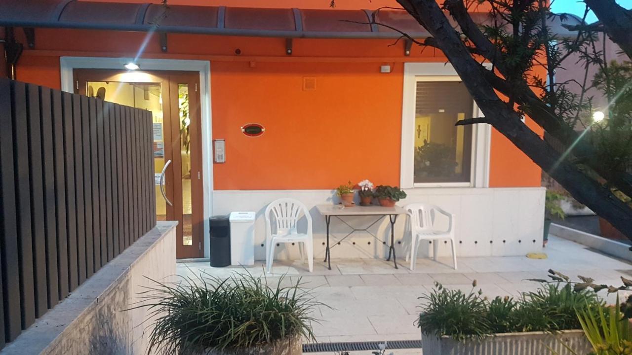 Hotel Siros Верона Екстериор снимка