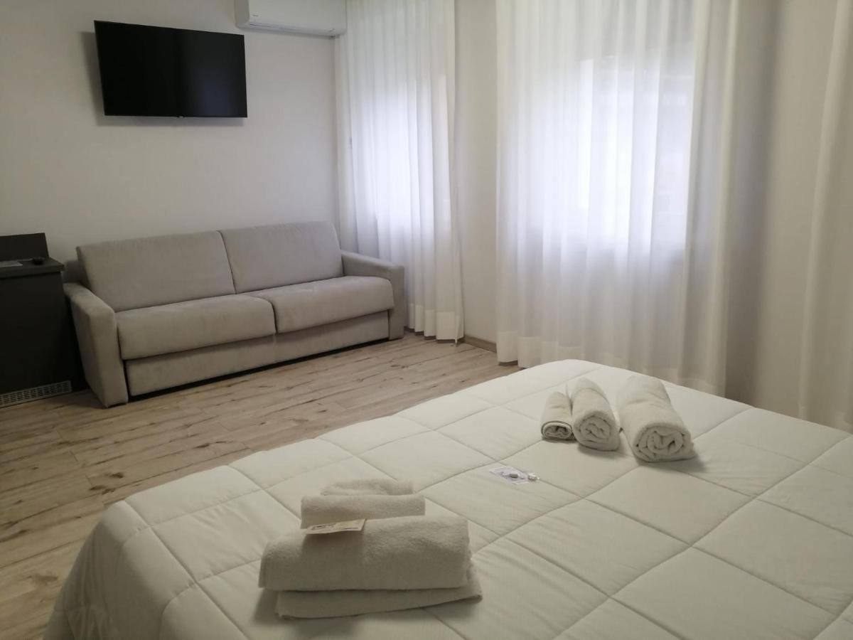Hotel Siros Верона Екстериор снимка