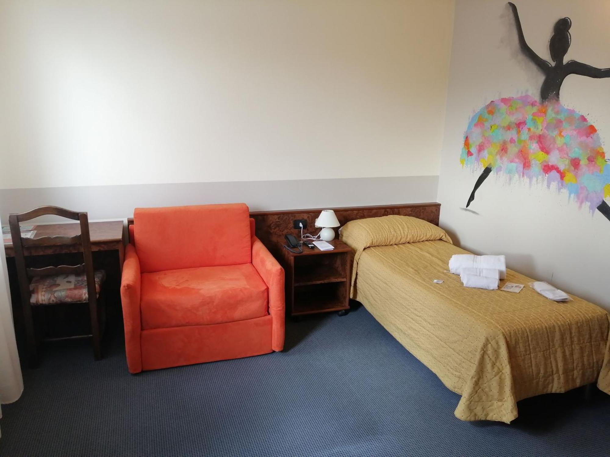 Hotel Siros Верона Екстериор снимка